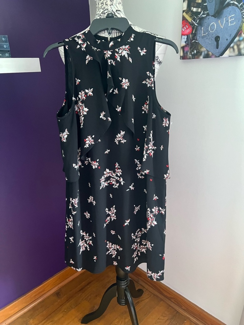 7 for $39 Apt. 9 Sleeveless Black Floral Ruffle Dress
